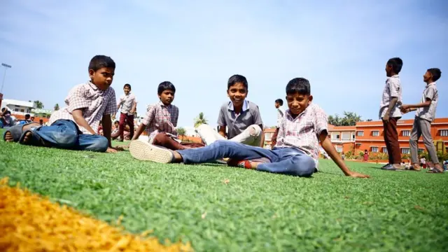 కేజీ టు పీజీ