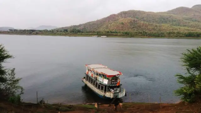 కొండ మొదలు