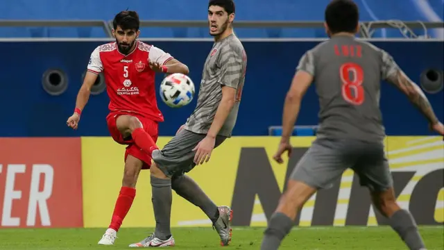 بشار رسن، هافبک عراقی پرسپولیسی در دیدار مقابل الدحیل