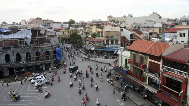 Trung tâm Hà Nội được xây dựng lại - ảnh chụp năm 2007