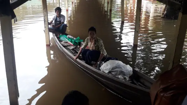 ရေဘေး