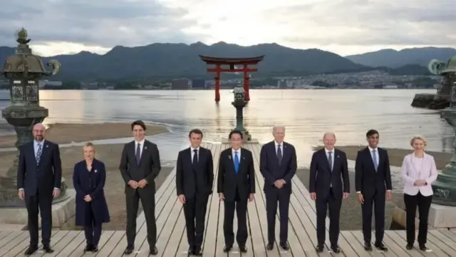 g7