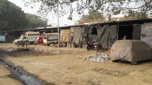 लखनऊ मंडी