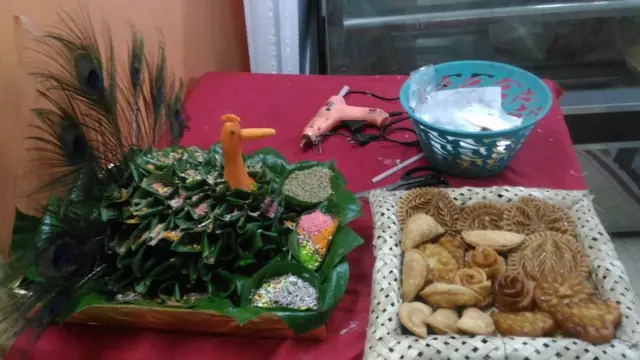 শেখানো হয় পান সাজানো এবং পিঠা বানানোও