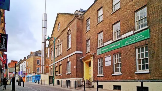 مسجد بريك لين