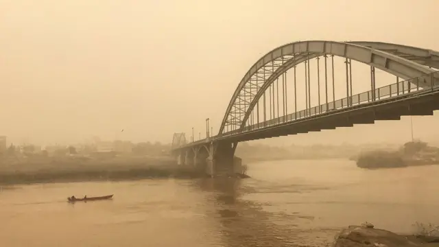 طوفان شن در اهواز