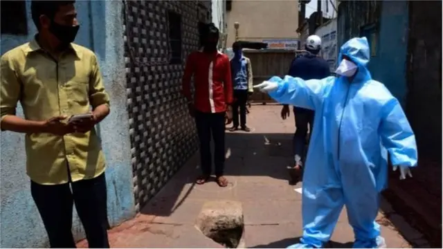 హెల్త్ కేర్ వర్కర్స్