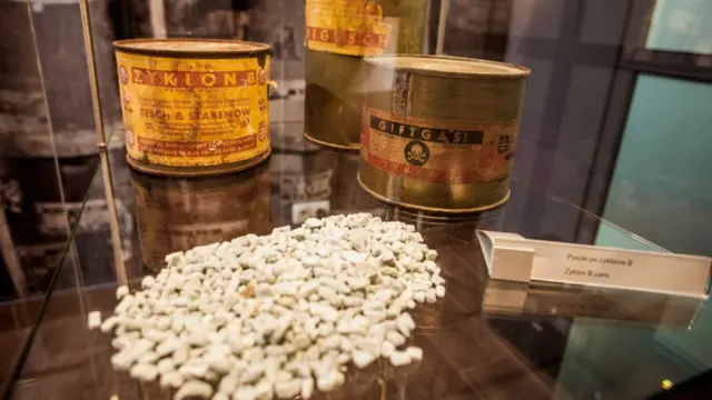 Zyklon, el pesticida que los nazis utilizaban en los campos de exterminio.