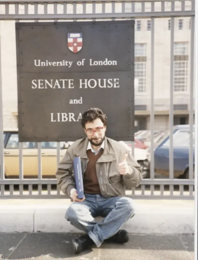 Alejandro Madrigal en la Universidad de Londres