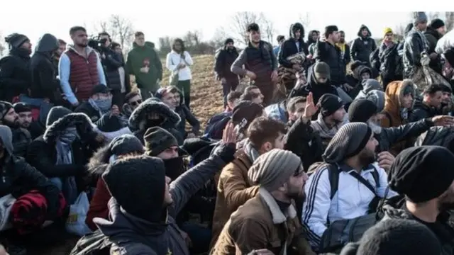 مهاجرون على الحدود التركية اليونانية