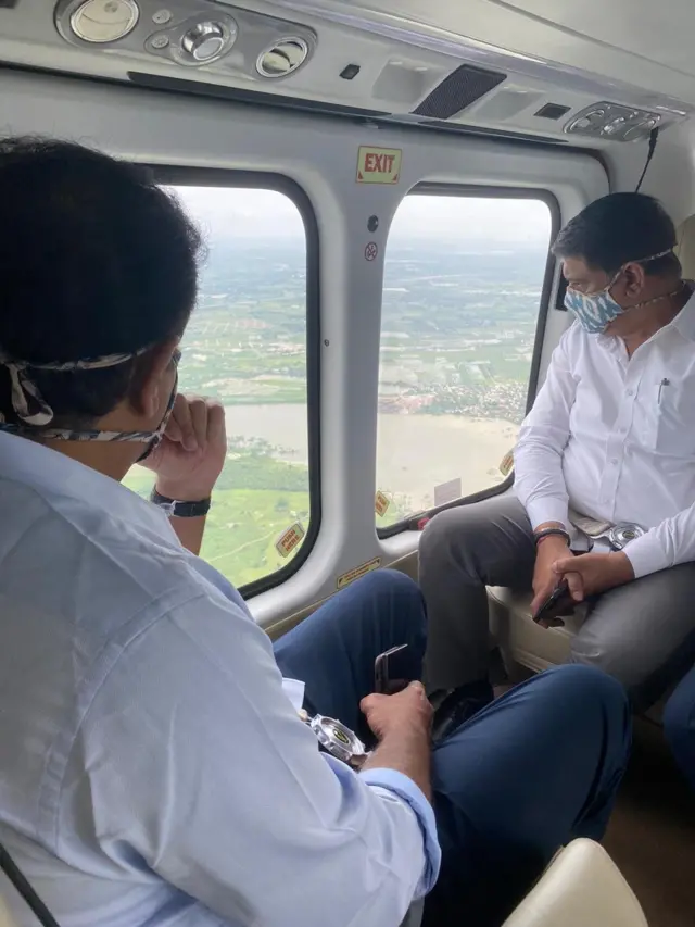 వరద పరిస్థితులపై కేటీఆర్ ఏరియల్ సర్వే