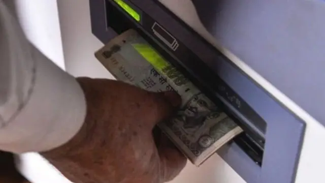 નોટોની તસવીર