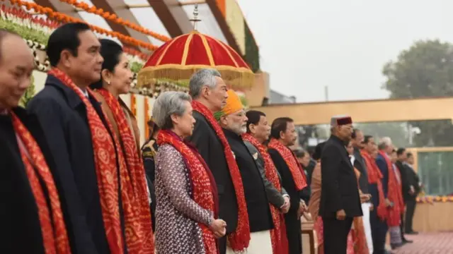 2018 గణతంత్ర దినోత్సవ వేడుకల్లో ఆసియాన్ దేశాల నాయకులు, ప్రధాని నరేంద్ర మోదీ, రాష్ట్రపతి రామ్‌నాథ్ కోవింద్