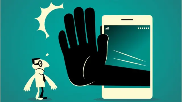 Ilustración mano saliendo de un teléfono para detener a un hombre.