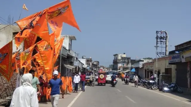"हम लोग मायूस हैं, अब कौन अदालत जाएगा?"