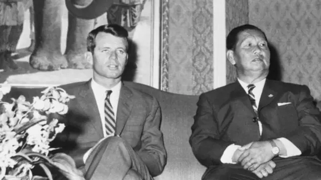 จอมพลสฤษดิ์ ธนะรัชต์