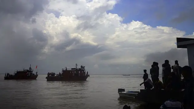 ২০১৪ সালে ডুবে যাওয়া পিনাক-৬ এর উদ্ধারকাজ।