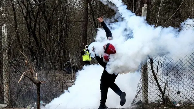 Türkiye-Yunanistan sınırındaki bir mülteci