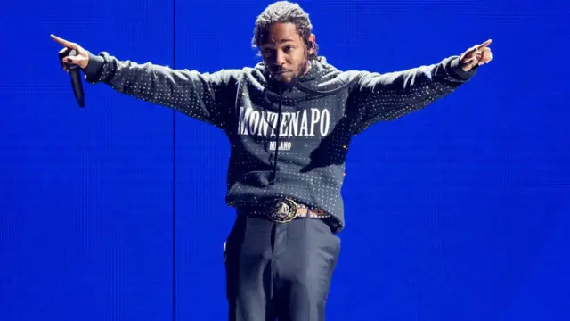 Kendrick Lamar as im dey perform for di BRIT Awards 2018 wey dem do for O2 Arena on February 21, 2018 inside London, England