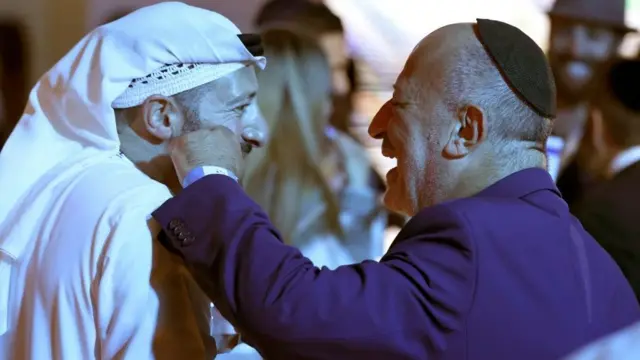 इसराइली और अरब शख़्स