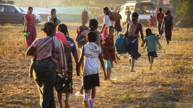 တိုက်ပွဲတွေကြောင့်နေအိမ်တွေစွန့်ခွာထွက်ပြေးလာကြသူတွေ