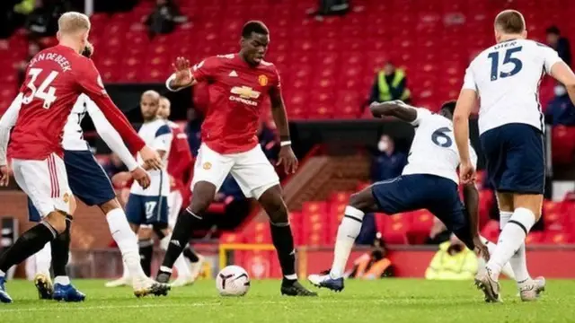 Samun Messi ya sa PSG ta kawo karshen neman Paul Pogba