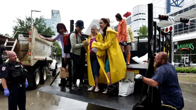 Временные убежища будут нужны 30 тысячам человек