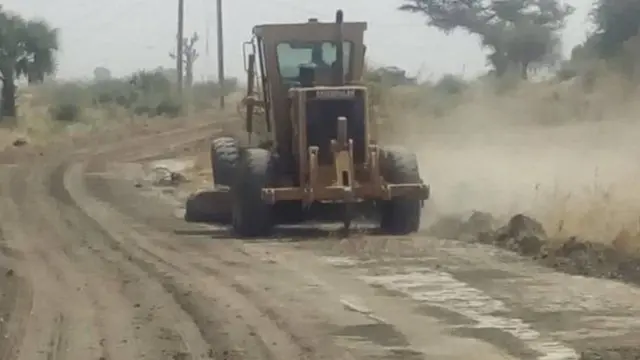 A shekarar 2018 ne rundunar sojin Najeriya ta ce tana gina titi a tsakiyar dajin Sambisa