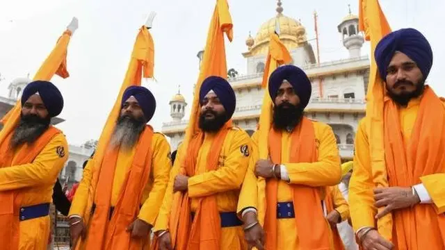 سکھوں میں زعفرانی رنگ کا چلن عام ہے