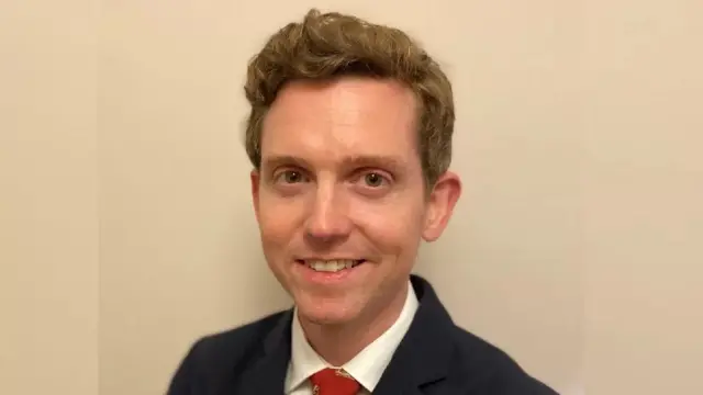 أندرو بيميش، الطبيب المتخصص في جراحات إنقاص الوزن