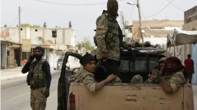 kürd döyüşçülər