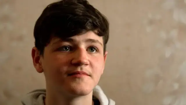 13 ਸਾਲਾਂ ਦੇ ਇਲਾ ਬੋਬਕੋਵ ਆਪਣੇ ਪਰਿਵਾਰ ਨਾਲ ਬੂਚਾ ਤੋਂ ਬਚ ਨਿਕਲਣ ਵਿੱਚ ਸਫ਼ਲ ਰਹੇ ਸਨ।