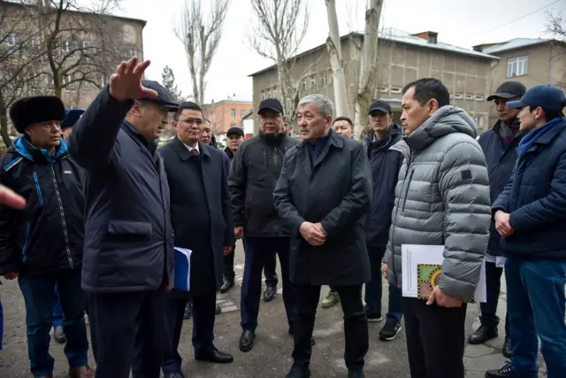Жүрөк хирургиясы жана органдарды трансплантациялоо илимий-изилдөө институту