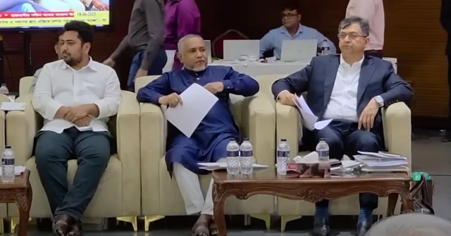 ঐকমত্য কমিশনের আলোচনায় রাজনৈতিক দলের নেতারা