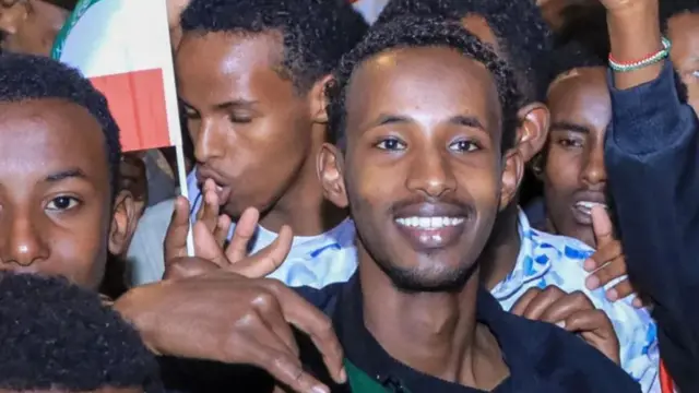 Residents of Somaliland capital city, Hargeisa, dey celebrate Israel declaration
