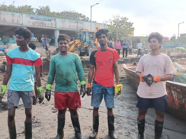 எண்ணூர் எண்ணெய் கசிவு 