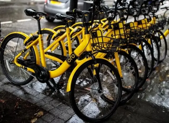 Баасы машиненикинен кем калбаган велосипеддин да кардары бар...