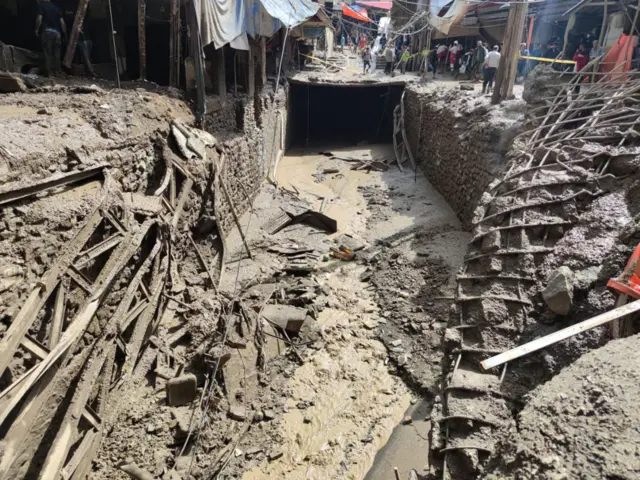 سیل