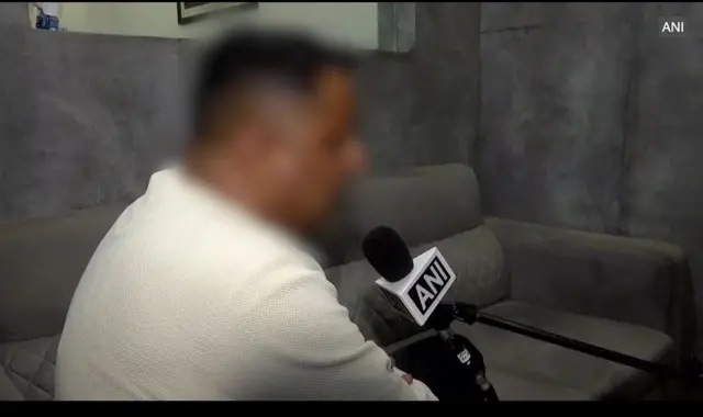 अभियुक्त के पिता