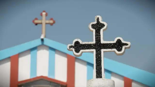 ख्रिश्चन आदिवासी समाजातल्या धुरिणांना आरोप आणि त्याचा आधार मान्य नाही.