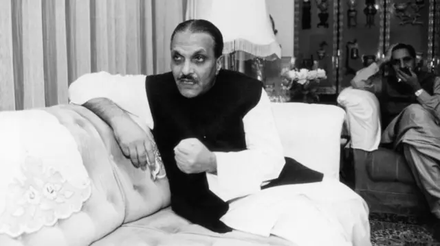 ఒబెరాయ్ కథ