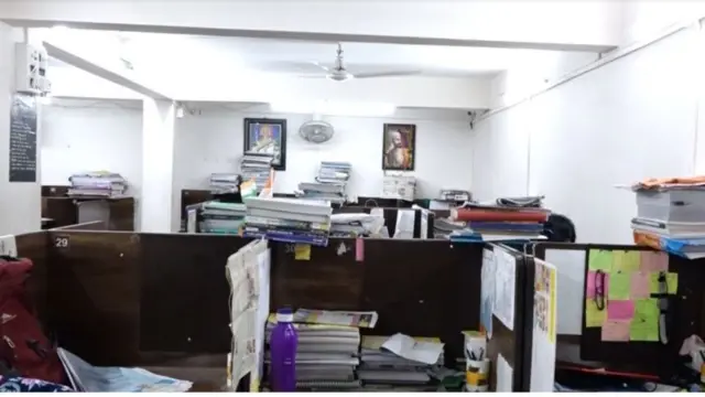 सरकारी नोकरीसाठी अभ्यास करणारे अनेक विद्यार्थी अभ्यासिका लावतात.