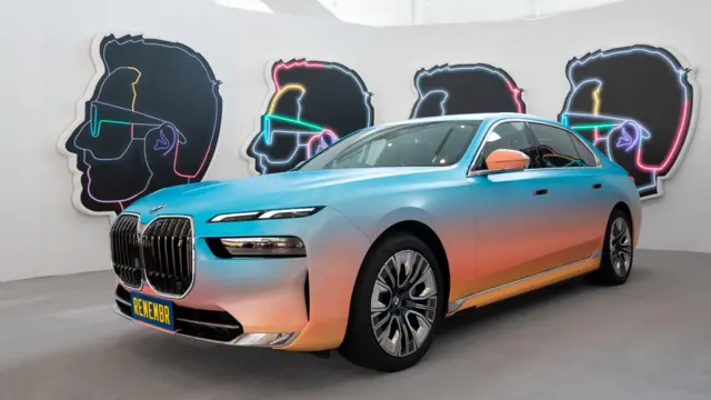 نمای جلو نسل جدید بامو سری ۷