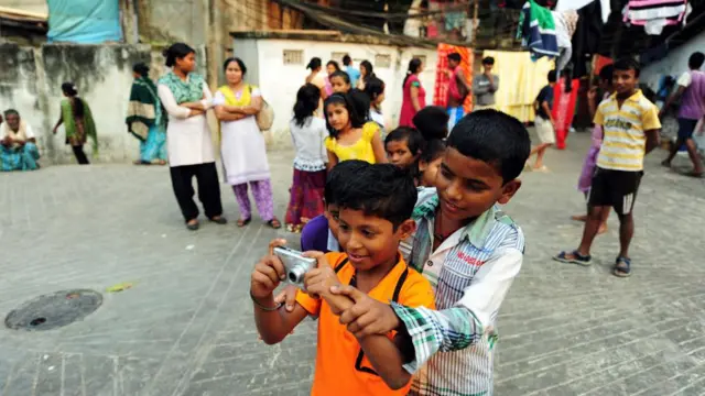 విద్యార్ధులు 