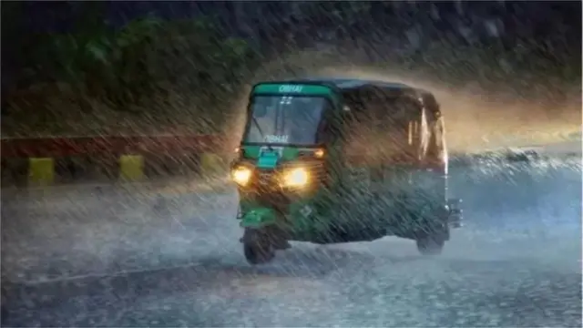 কালবৈশাখীর সময় বৃষ্টিও হয়