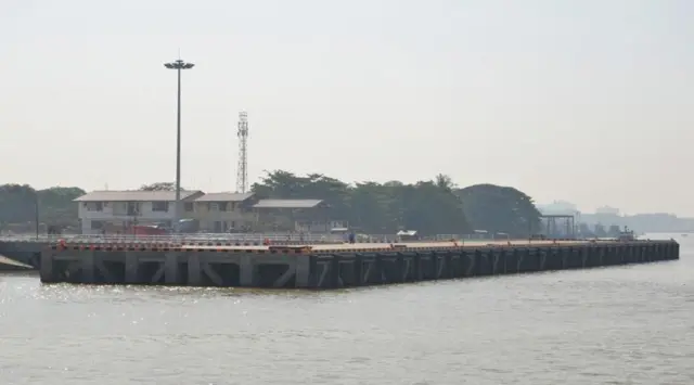 ရန်ကုန်မြစ်ရေ ထူးကဲဒီရေတက်နိုင်တာကြောင့် မြစ်ကမ်းဘေးနေသူတွေ သတိထားဖို့ ထုတ်ပြန်