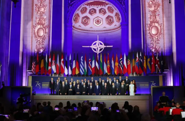 Líderes de los 32 miembros de la OTAN en Washington DC.
