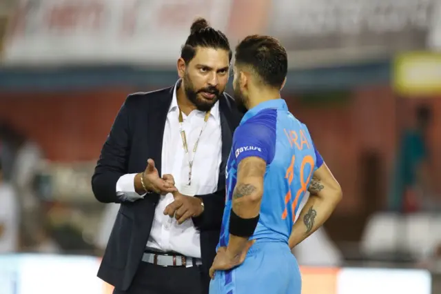 యువరాజ్ సింగ్, విరాట్ కోహ్లీ