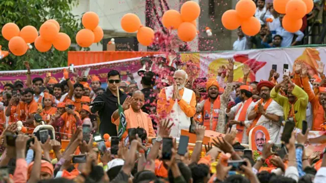 మోదీ నామినేషన్ కార్యక్రమం