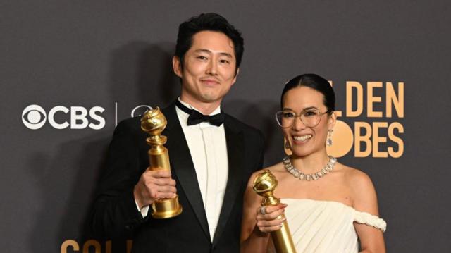 Steven Yeun e Ali Wong, protagonistas da sériebet 360 aposta onlineTV Beef, ganharam dois prêmios.